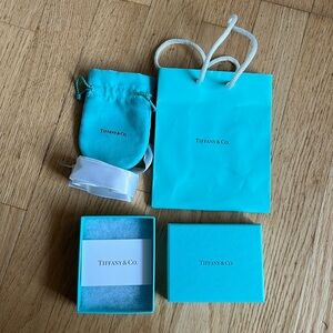 Tiffany gift box / bag packaging